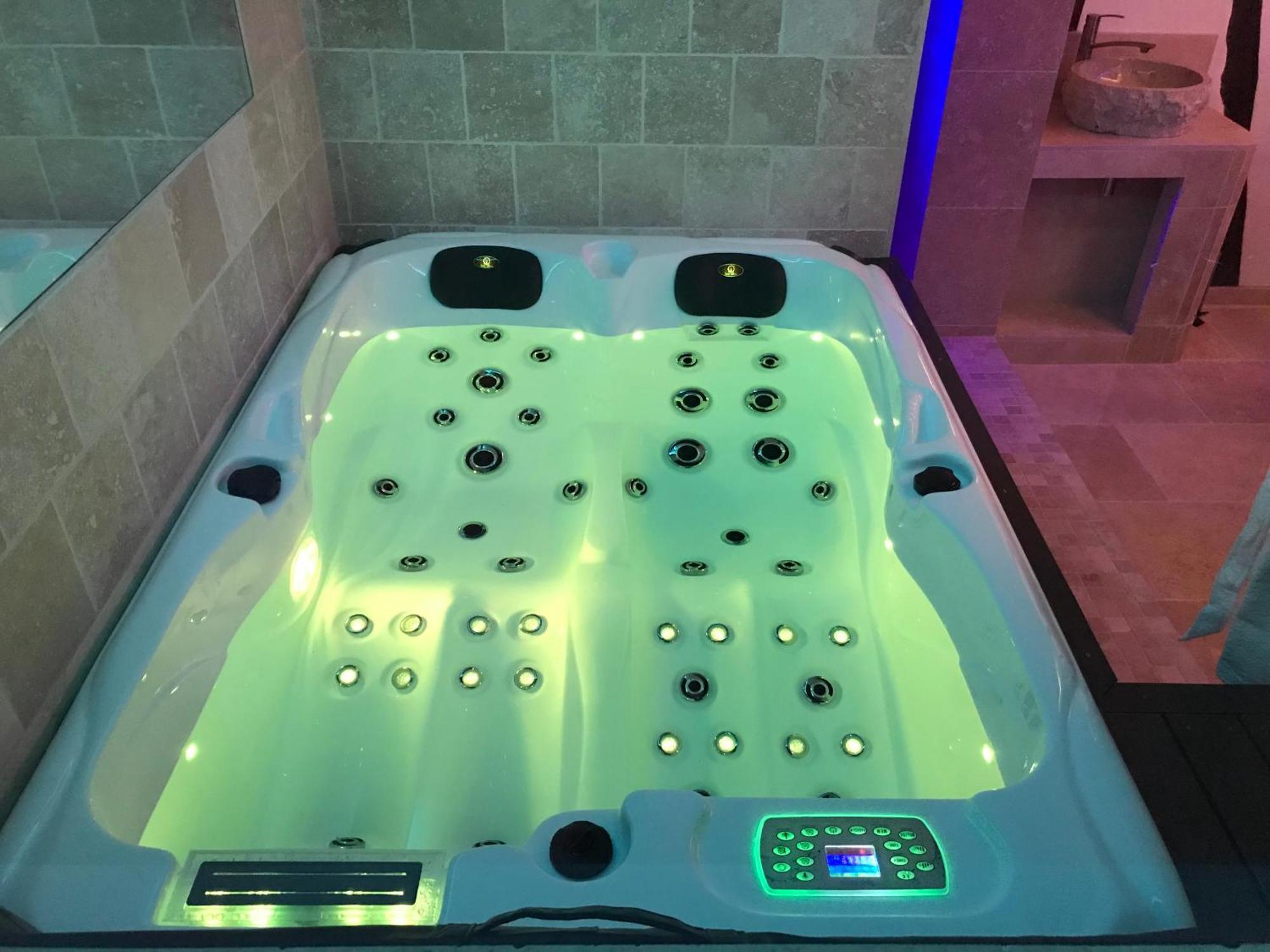 Le Jacuzzi *