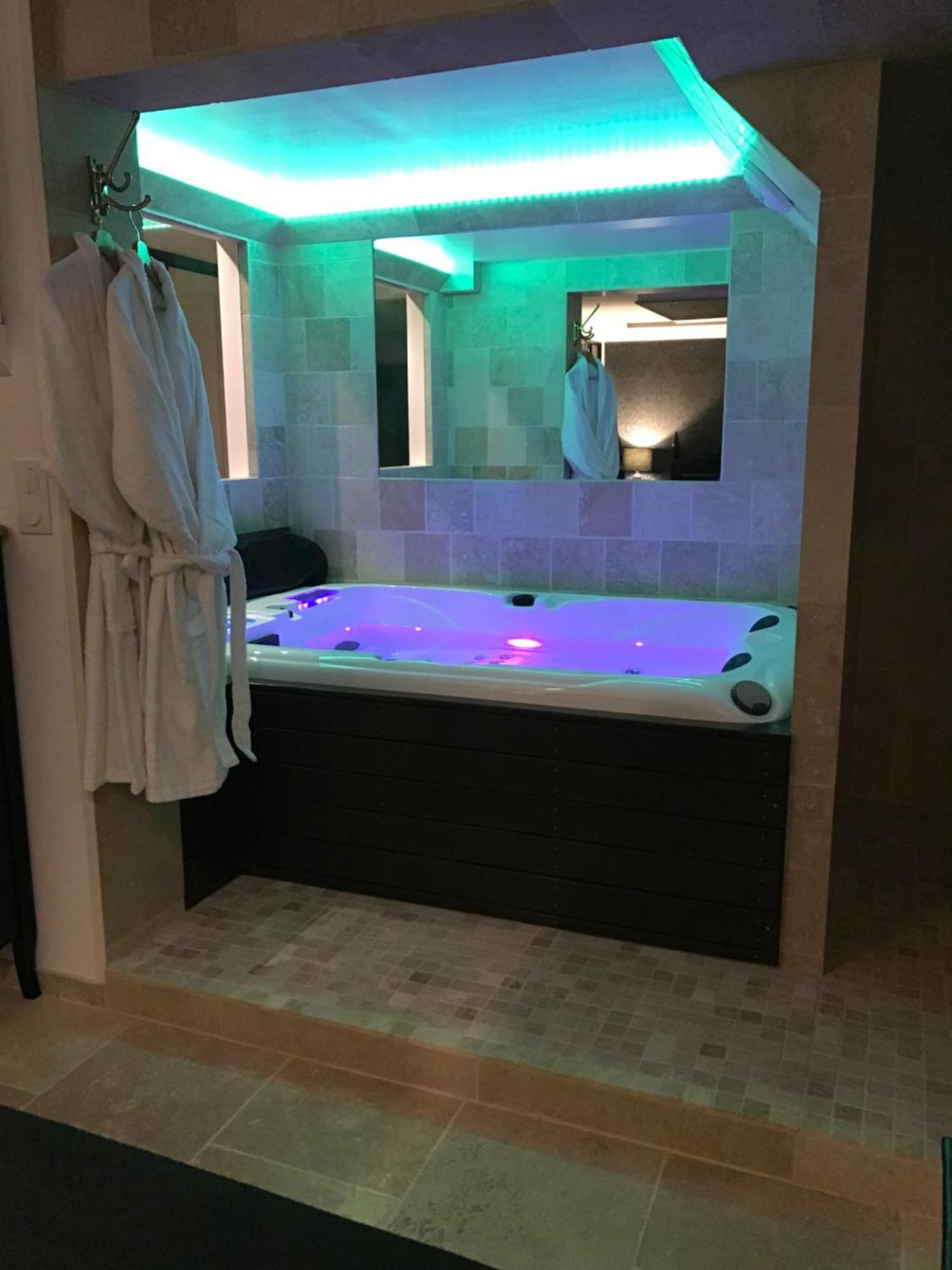 Apartment Le Jacuzzi